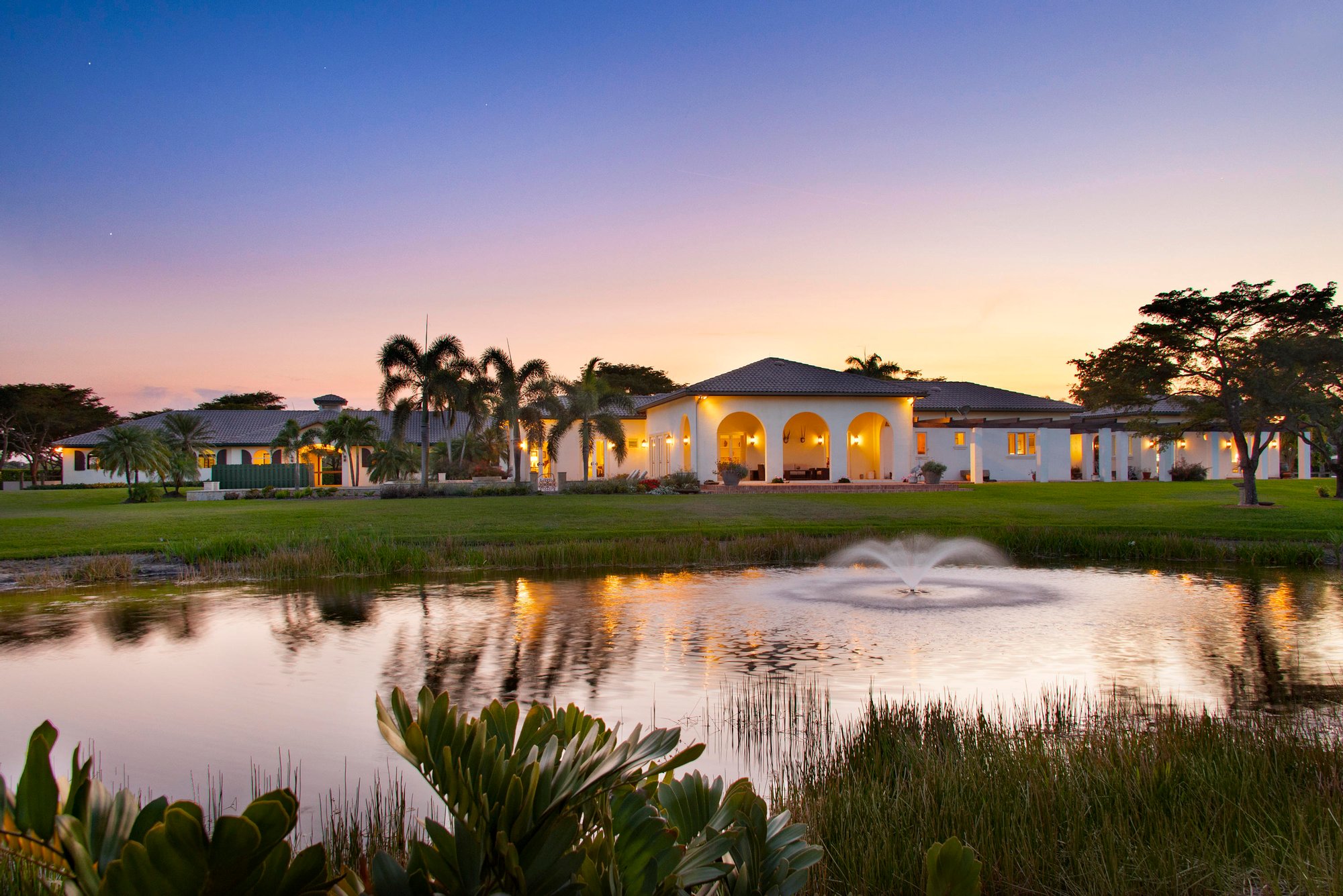 Live In The Lap Of Luxury In Wellington, Fl, United States For Sale