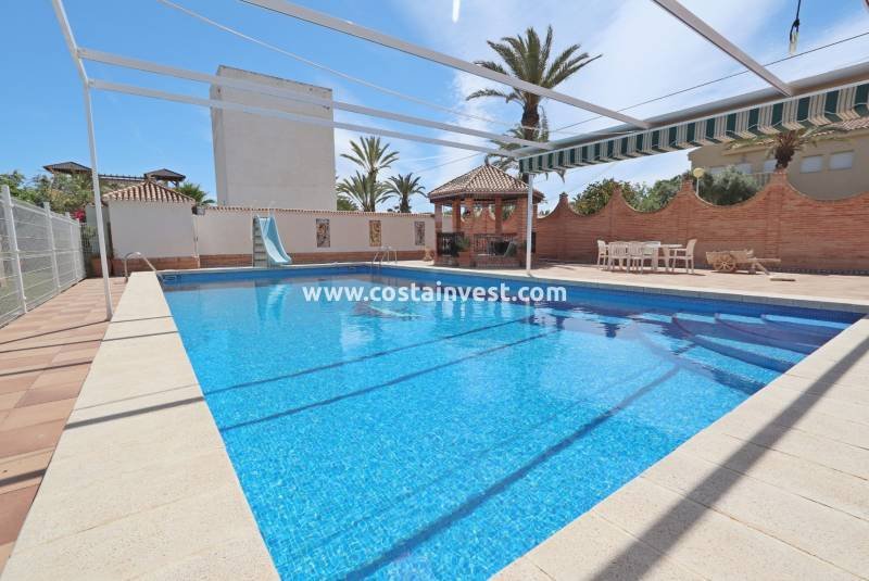 Villa in Cabo Roig, Orihuela, Valencian Community 2 - 10659661