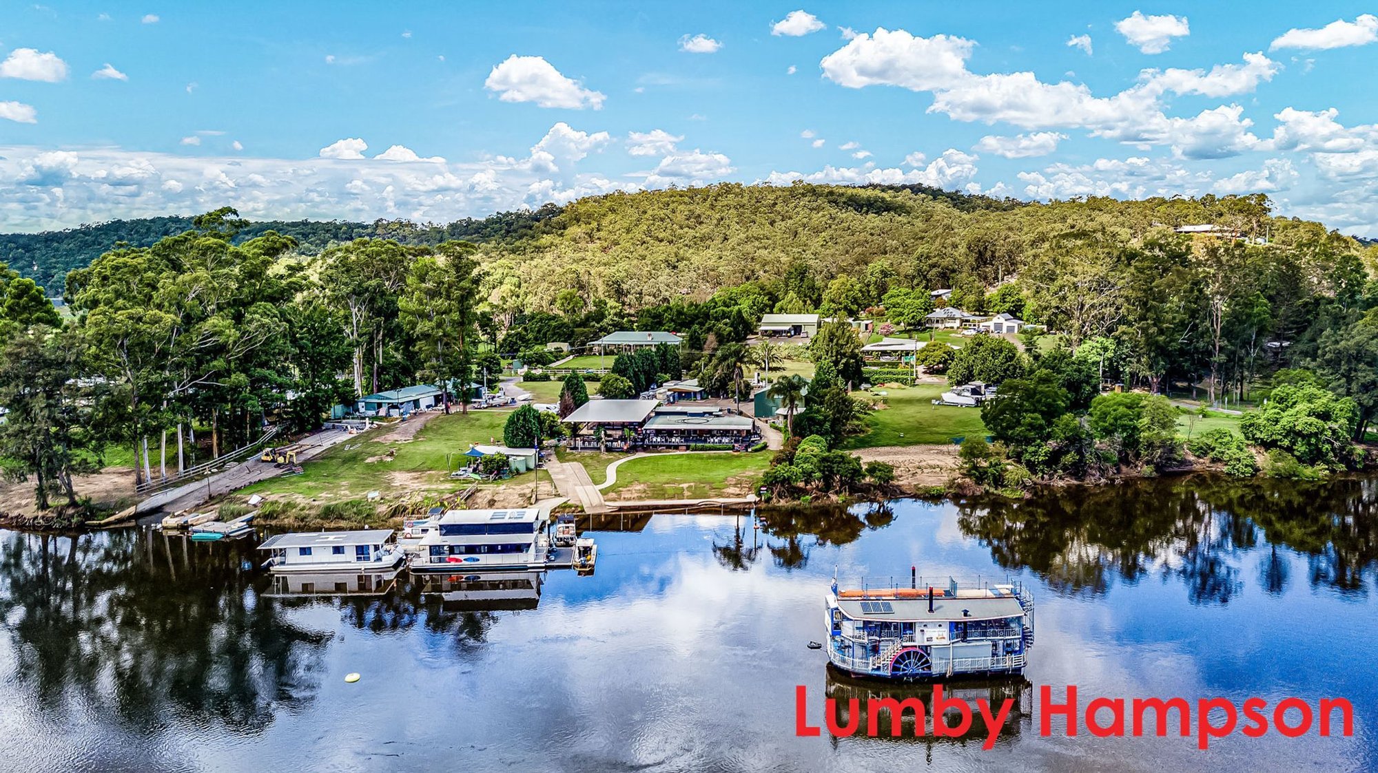 Riverfront Acreage Property in Australia for sale (10928986)