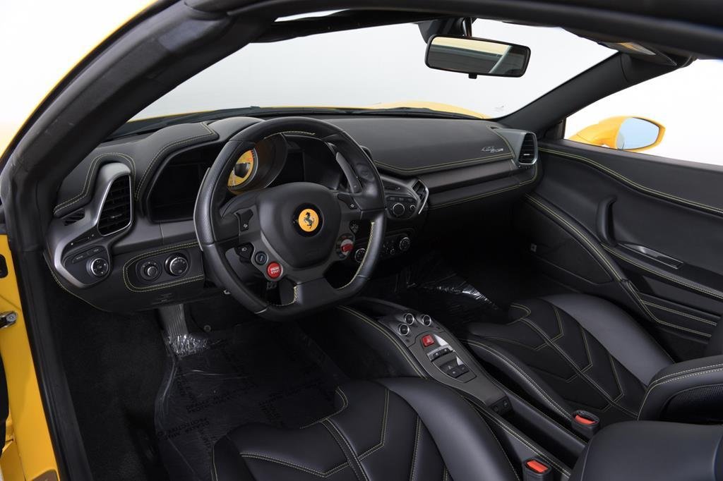 Cabriolet in Houston, Texas, United States 4 - 10904976