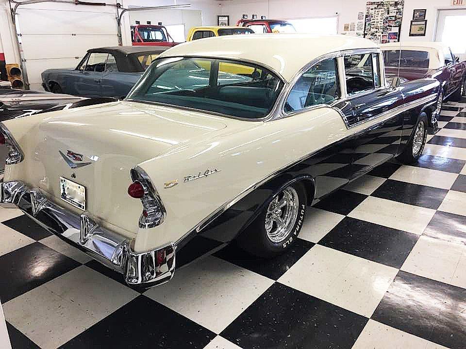 Sedan in Malone, New York, United States 5 - 10759695