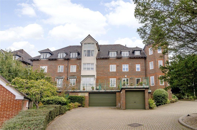 St. Nicholas Court, Lime Tree Walk, Sevenoaks, in Sevenoaks, United