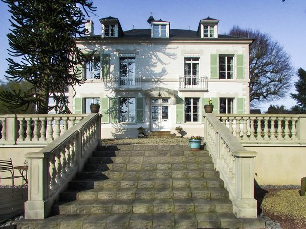 Propiedades De Lujo Mansion A La Venta En Lisieux Normandia Francia Jamesedition