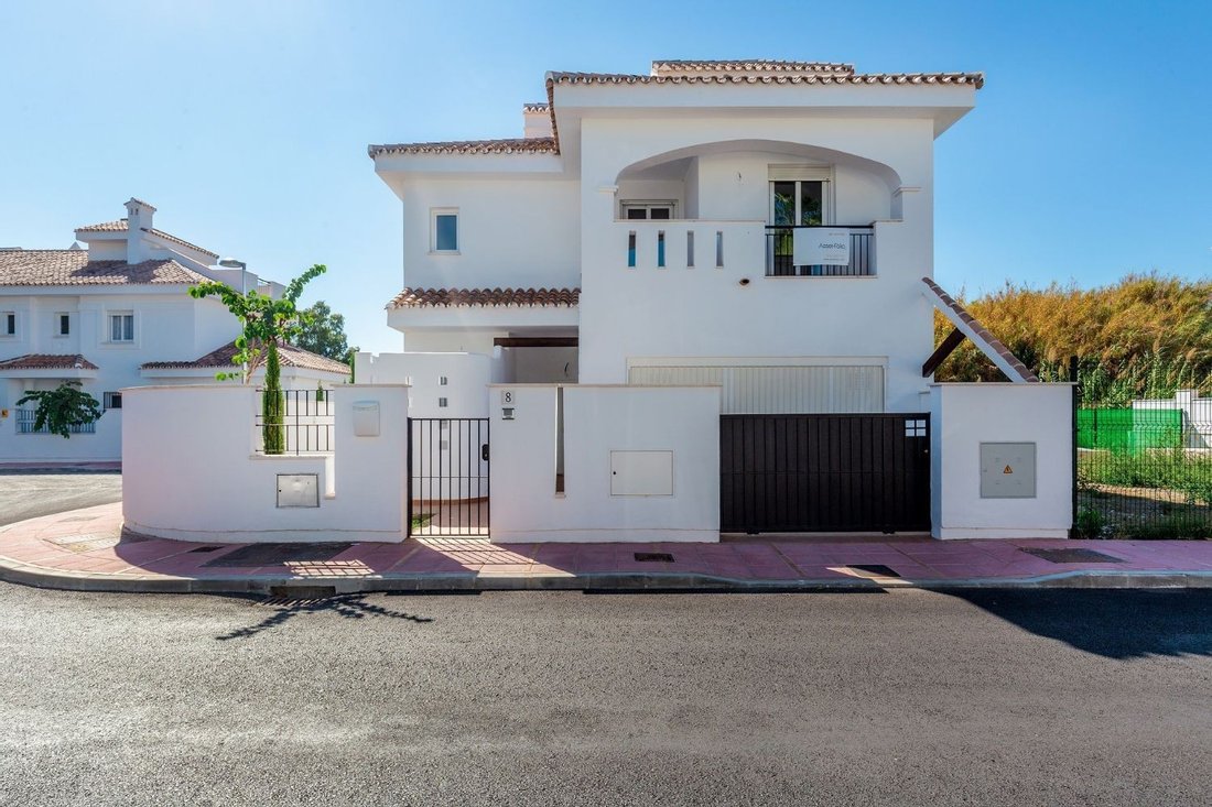House in Marbella, Andalusia, Spain 1 - 10957205
