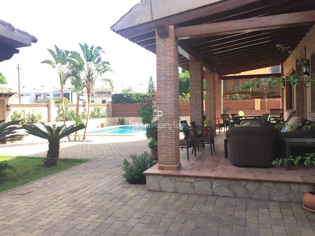 House in Elx / Elche, Valencian Community, Spain 5 - 10791726