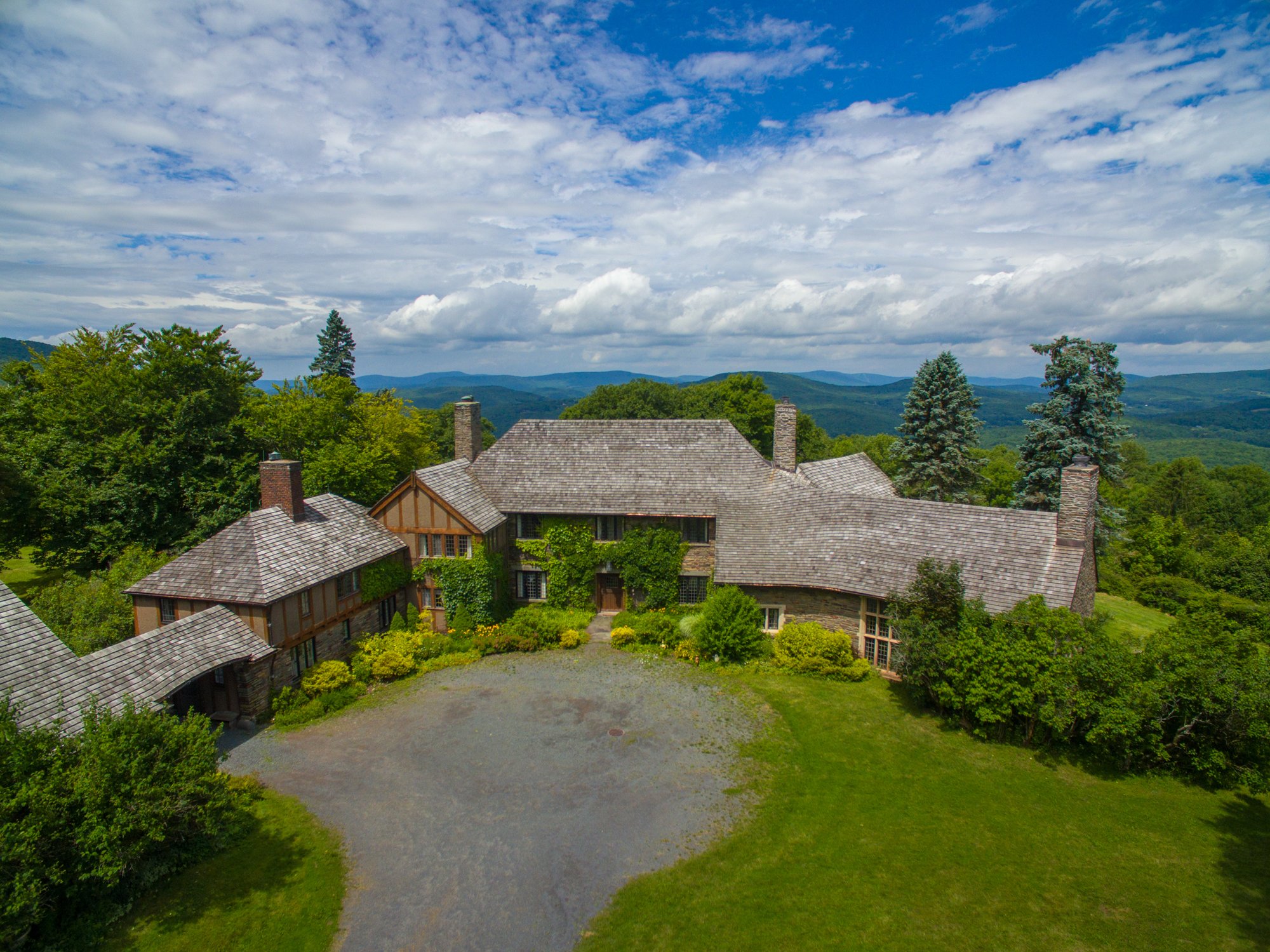 Sul Monte Mansion On Belleayre Mountain In Shandaken, New York, United