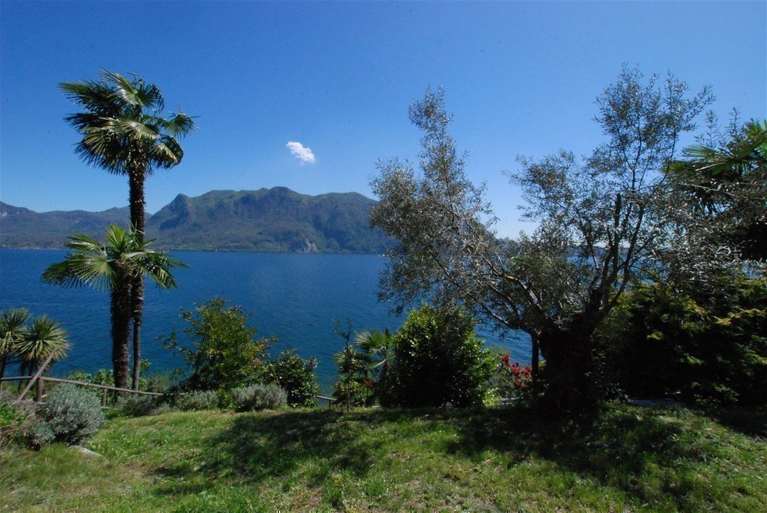 Villa in Ghiffa, Piedmont, Italy 5 - 10740321