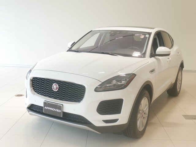 Suv in Minneapolis, Minnesota, United States 1 - 10980820