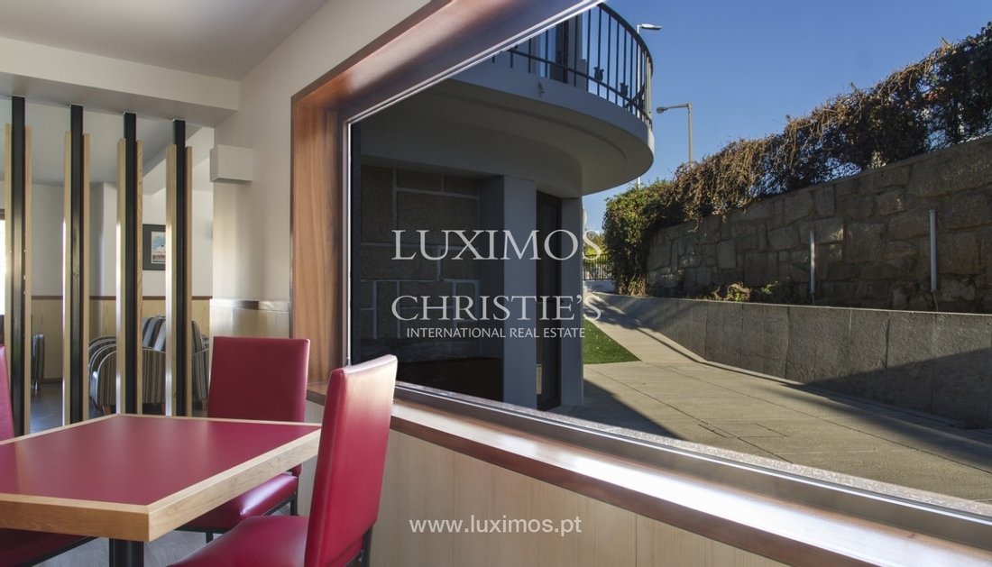 Villa in Lordelo do Ouro e Massarelos, Porto District, Portugal 1 - 10592933