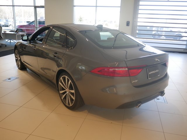 Sedan in Minneapolis, Minnesota, United States 2 - 10880309
