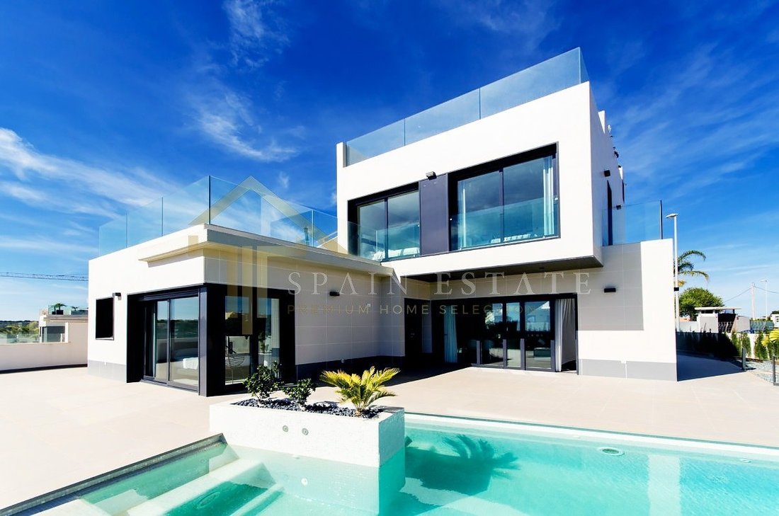 Villa in Orihuela, Valencian Community, Spain 2 - 10750047