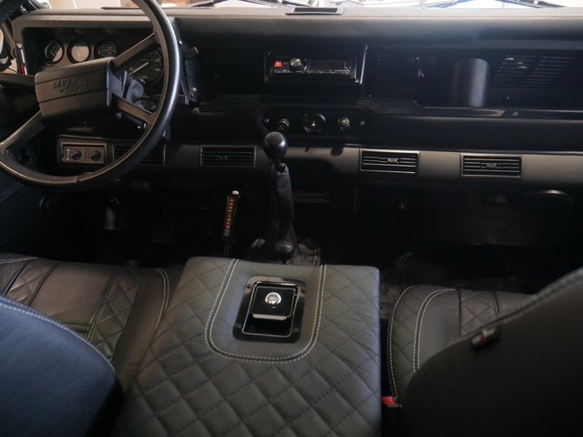 1988 Land Rover Defender 110 5dr Wagon in Minneapolis, Minnesota, United States 4 - 10685955