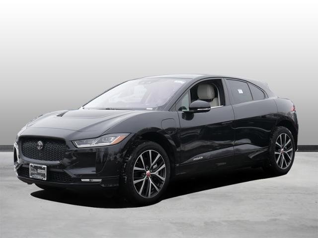 Suv in Minneapolis, Minnesota, United States 1 - 10804190