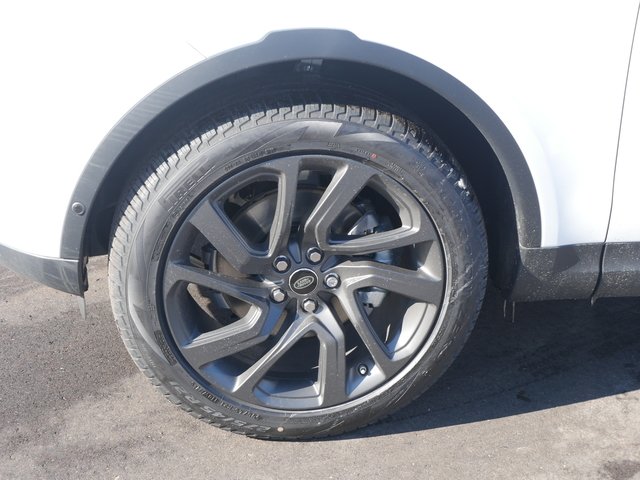 Suv in Minneapolis, Minnesota, United States 3 - 10838655