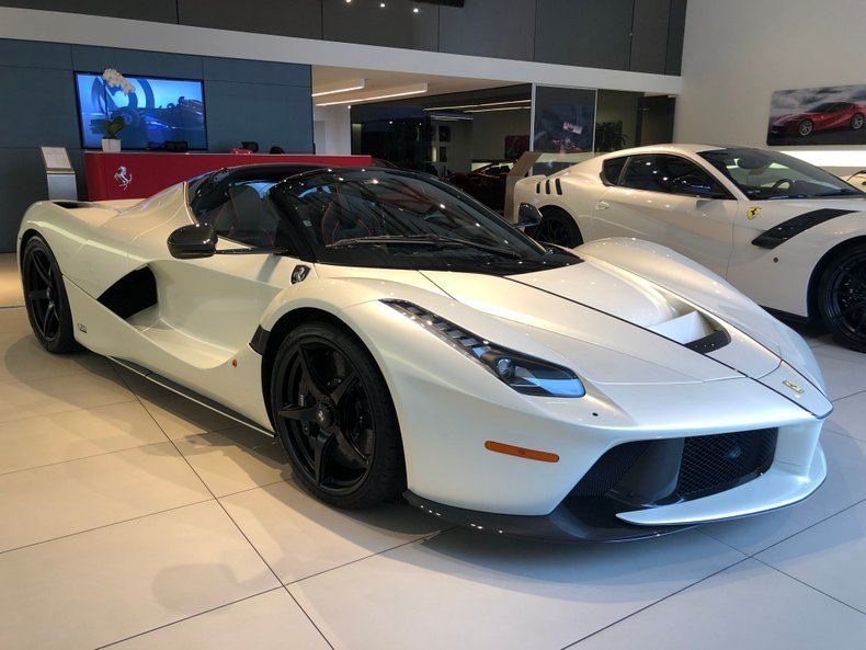 2017 ferrari laferrari aperta price