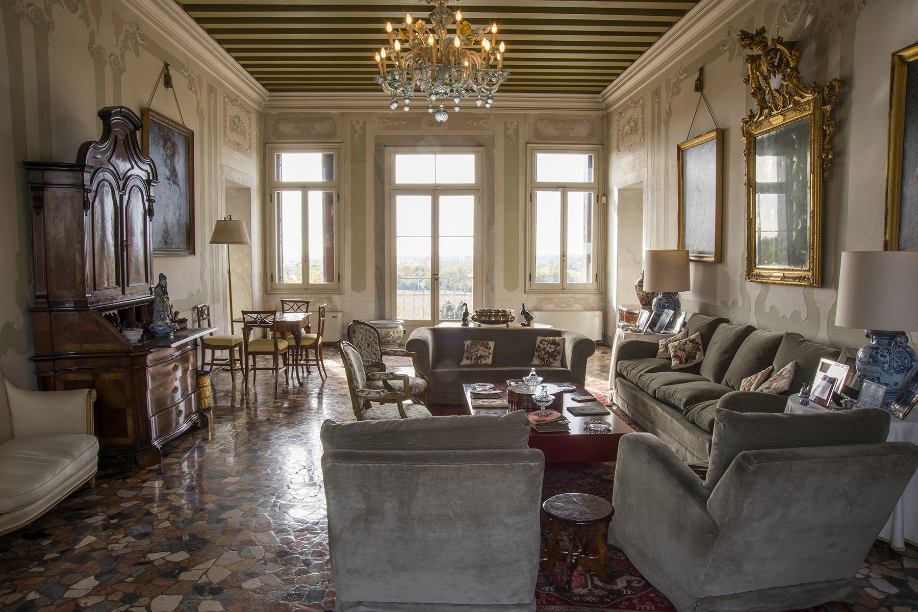 Commanding Historical Venetian Villa in Mussolente, Italy for sale ...