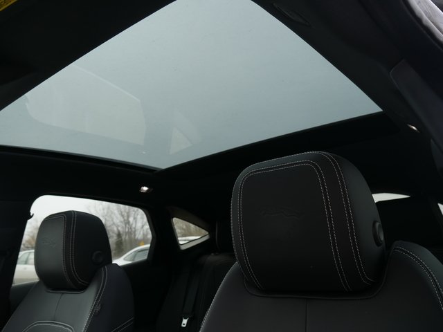 Suv in Minneapolis, Minnesota, United States 4 - 10771732