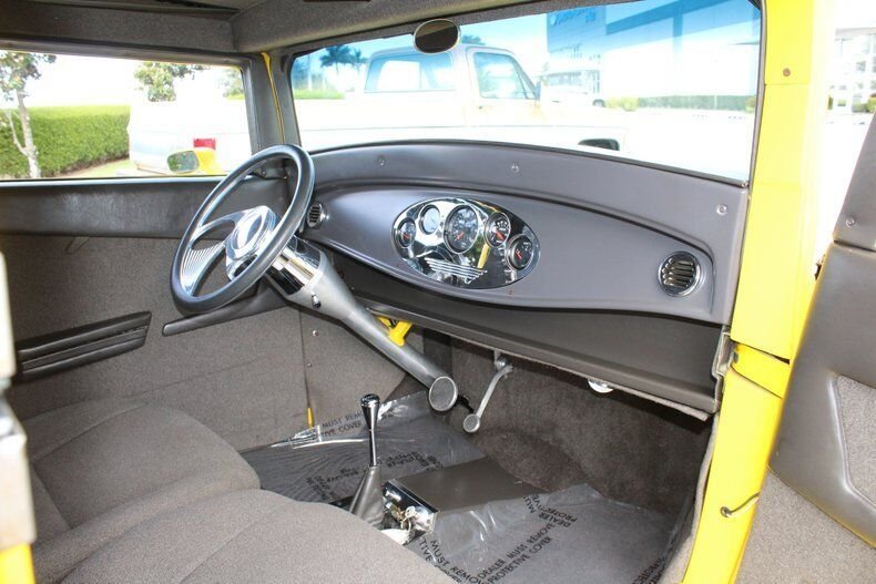 Sedan in Sarasota, Florida, United States 2 - 10885473