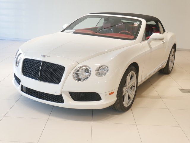 Coupe in Minneapolis, Minnesota, United States 1 - 10686163