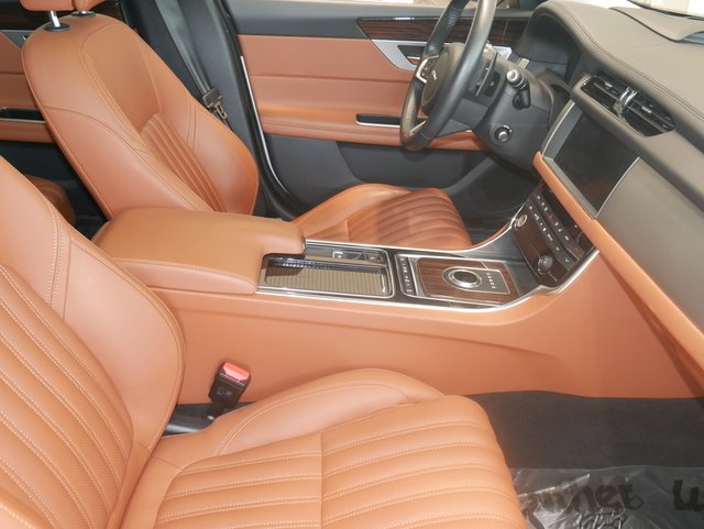 Sedan in Minneapolis, Minnesota, United States 3 - 10685938