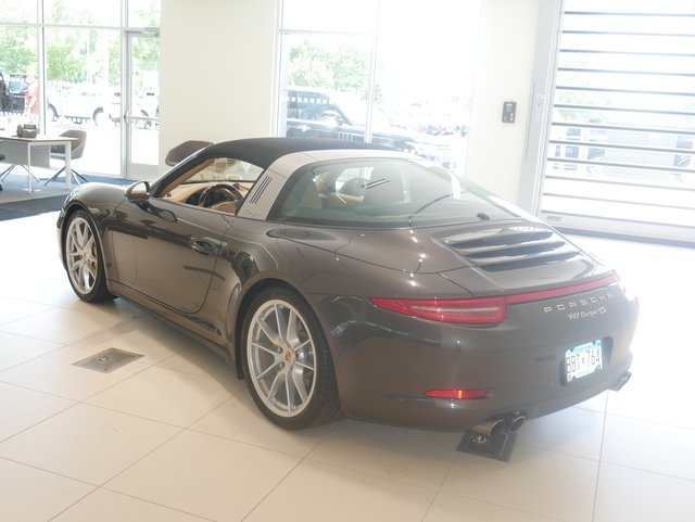 Cabriolet in Minneapolis, Minnesota, United States 2 - 11032884
