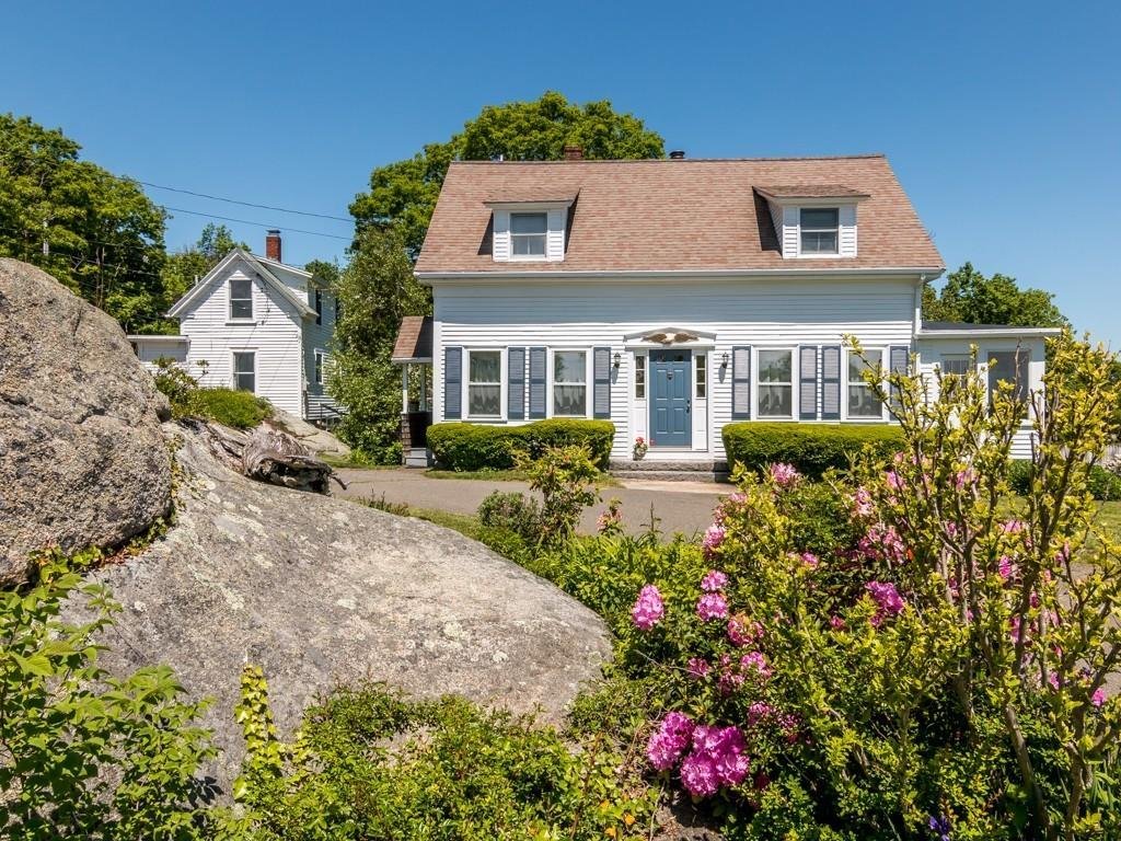 Private Beach and Guest Cottage in Rockport, MA, United States for sale