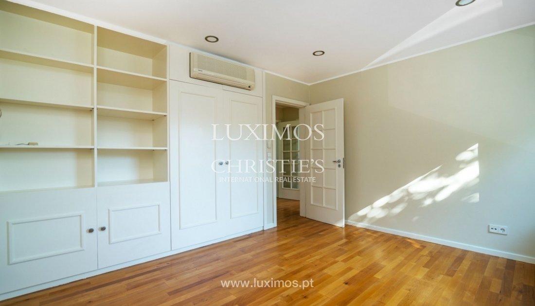 Villa in Lordelo do Ouro e Massarelos, Porto District, Portugal 3 - 10593119