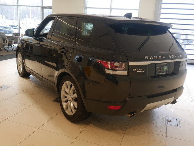 Suv in Minneapolis, Minnesota, United States 2 - 10816020