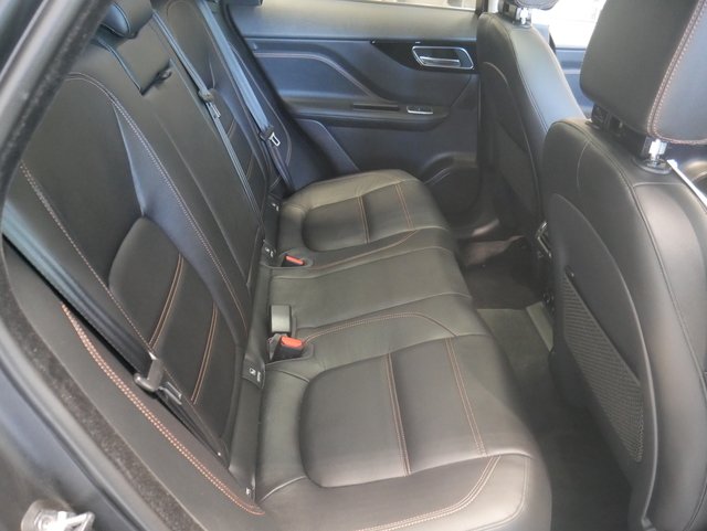 Suv in Minneapolis, Minnesota, United States 5 - 10980816