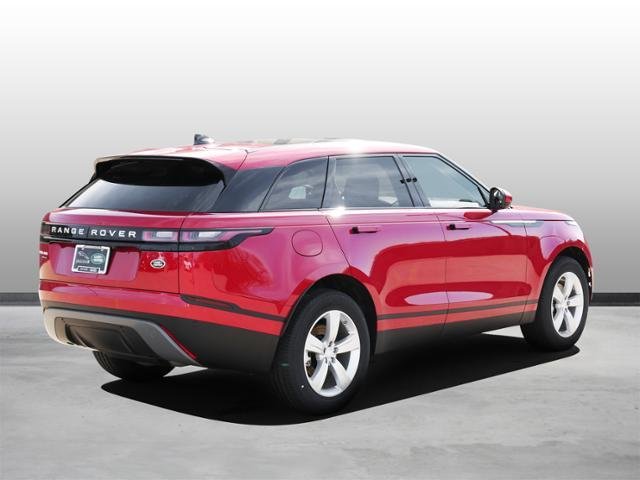 Suv in Minneapolis, Minnesota, United States 2 - 10898899