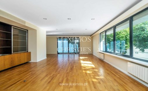 Villa in Lordelo do Ouro und Massarelos, Distrikt Porto, Portugal 1