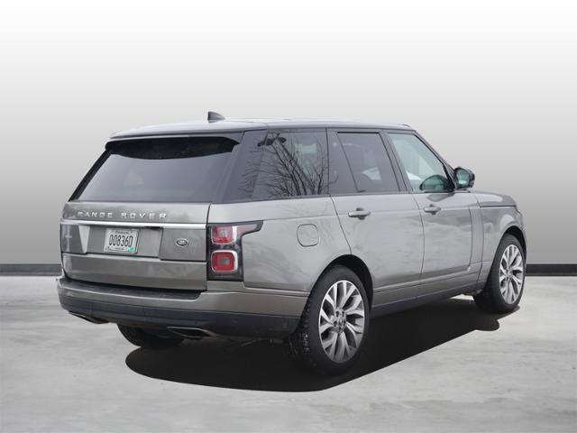 Suv in Minneapolis, Minnesota, United States 2 - 10686008
