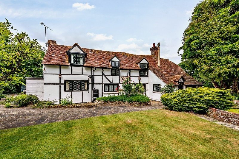 Stall House Lane, North Heath, Pulborough, West in Pulborough, United