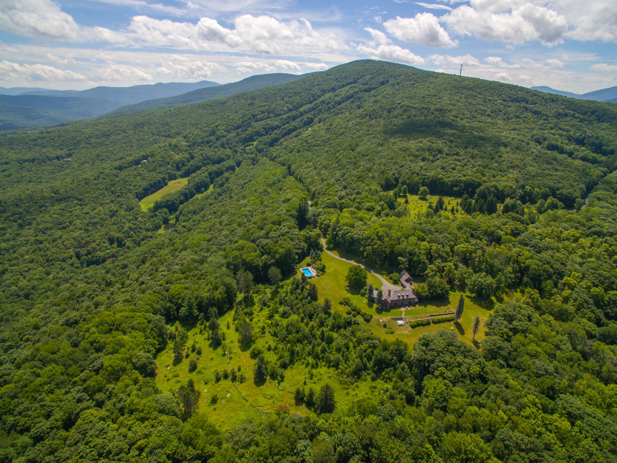 Sul Monte Mansion On Belleayre Mountain In Shandaken, New York, United
