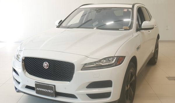 2018 Jaguar F-PACE 30t Prestige AWD (10992752)