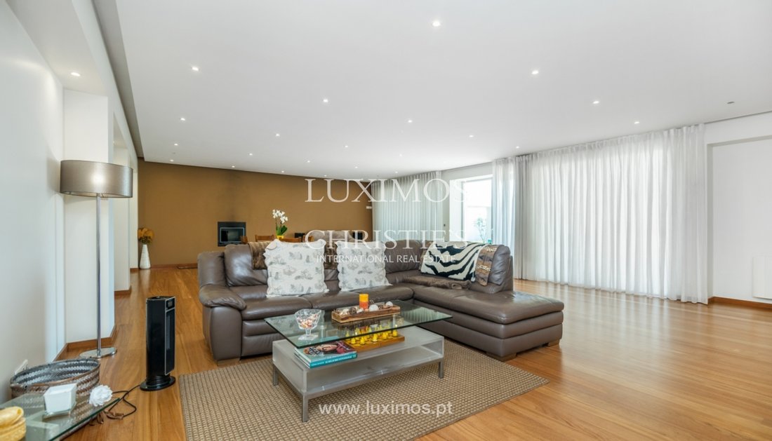 Villa in Gulpilhares e Valadares, Porto District, Portugal 4 - 10592831