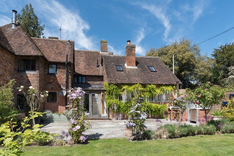 Old Ashford Road, Lenham, Maidstone, Kent, ME17 in Maidstone, United