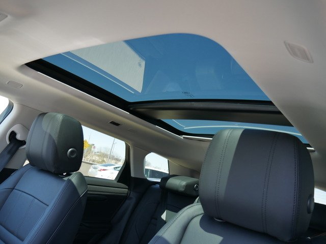 Suv in Minneapolis, Minnesota, United States 4 - 10945275