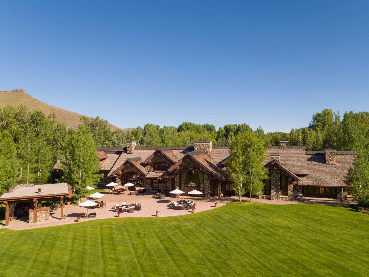 Elegant Sun Valley Estate In Ketchum, Idaho, United States For Sale