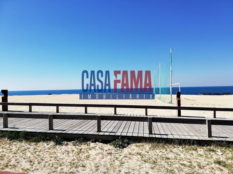 Land for sale in Póvoa de Varzim, Portugal — €530,000