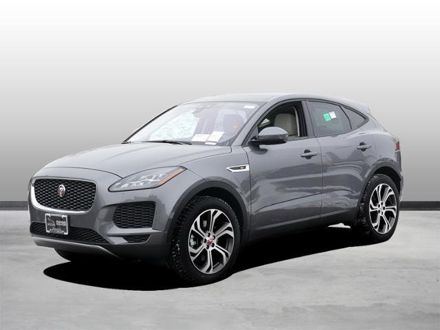 Suv in Minneapolis, Minnesota, United States 1 - 10787652