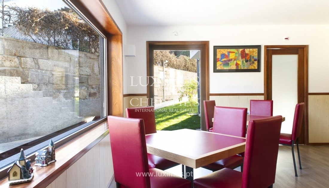 Villa in Lordelo do Ouro e Massarelos, Porto District, Portugal 3 - 10592933