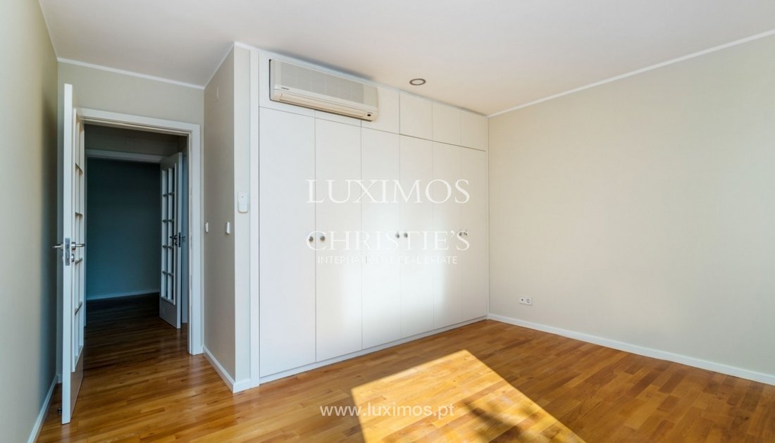 Villa in Lordelo do Ouro e Massarelos, Porto District, Portugal 4 - 10593119