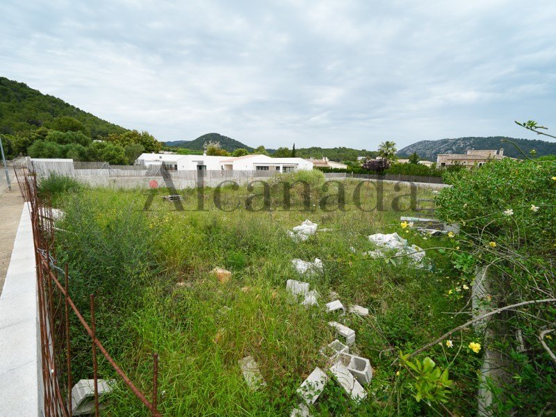 Solar With Project In Crestatx, Mallorca. In Sa Pobla, Balearic Islands