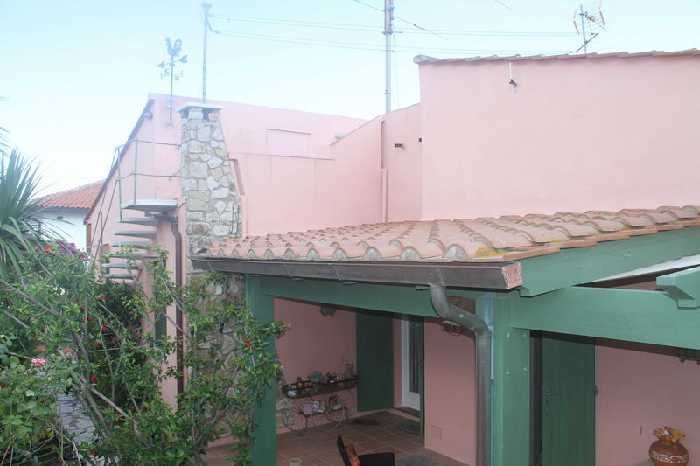 House in Portoferraio, Tuscany, Italy 2 - 10667029