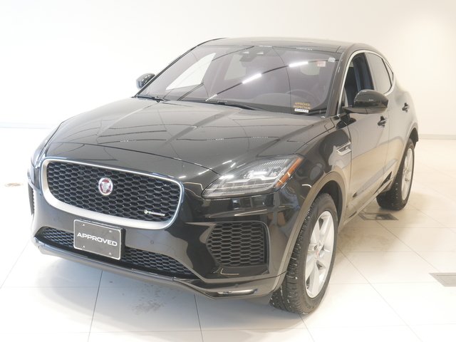 Suv in Minneapolis, Minnesota, United States 1 - 10826731