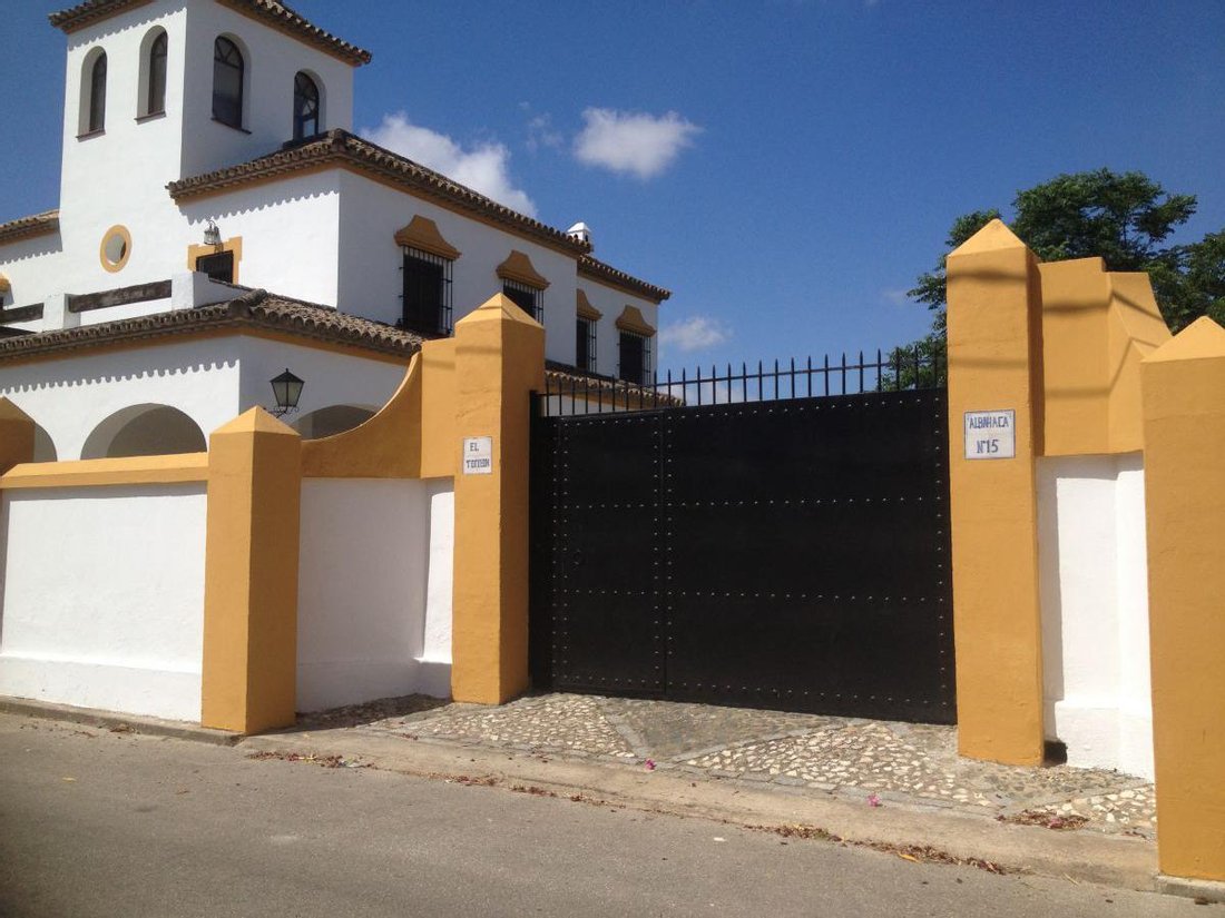 Utrera Country Property In Utrera, Andalusia, Spain For Sale (10846742)