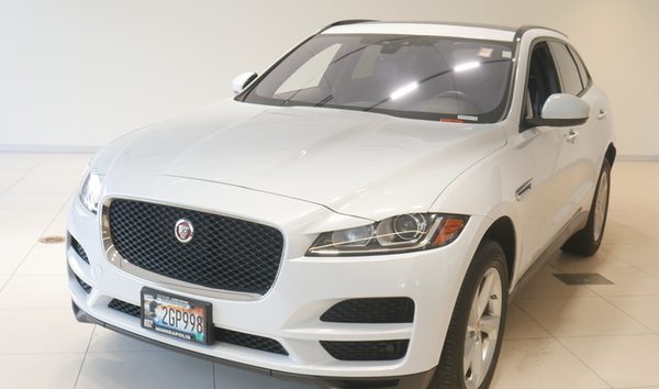 2018 Jaguar F-PACE 25t Premium AWD (10849557)