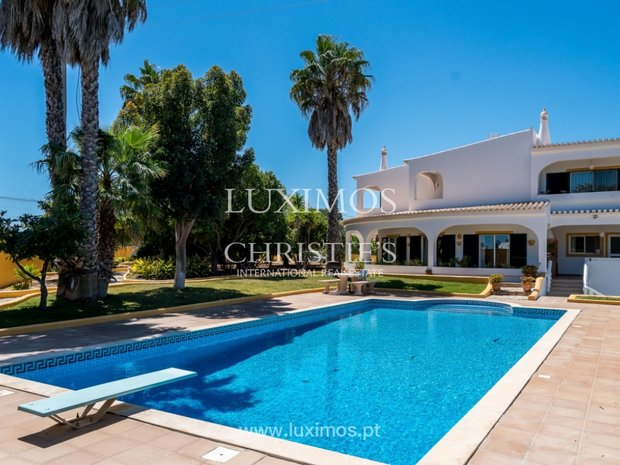 Sale Of Villa With Pool In Porches Lagoa Algarve Portugal In Lagoa Portugal For Sale