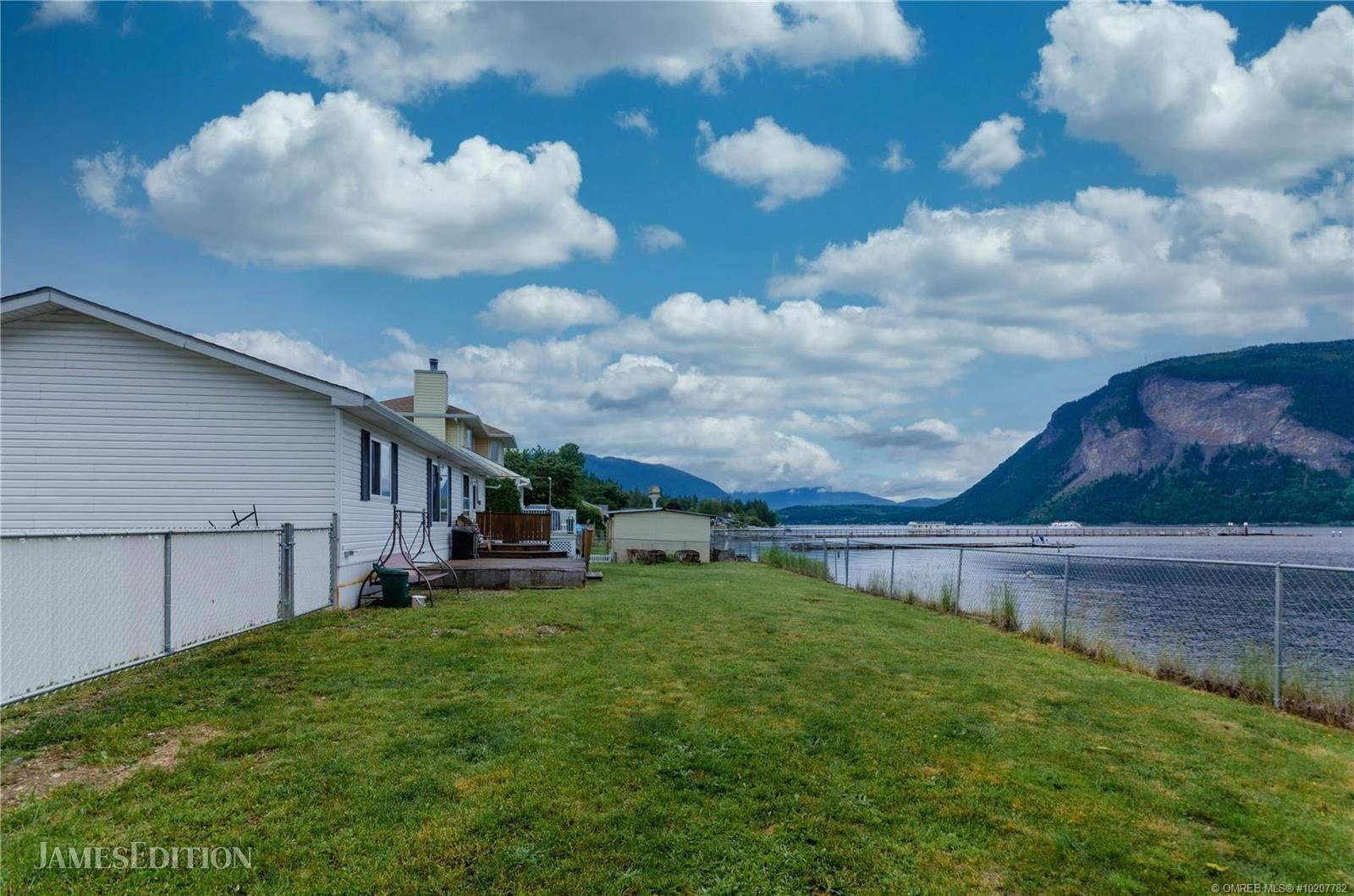 5131 75 Avenue, Ne, Salmon Arm, Bc In Salmon Arm, British Columbia